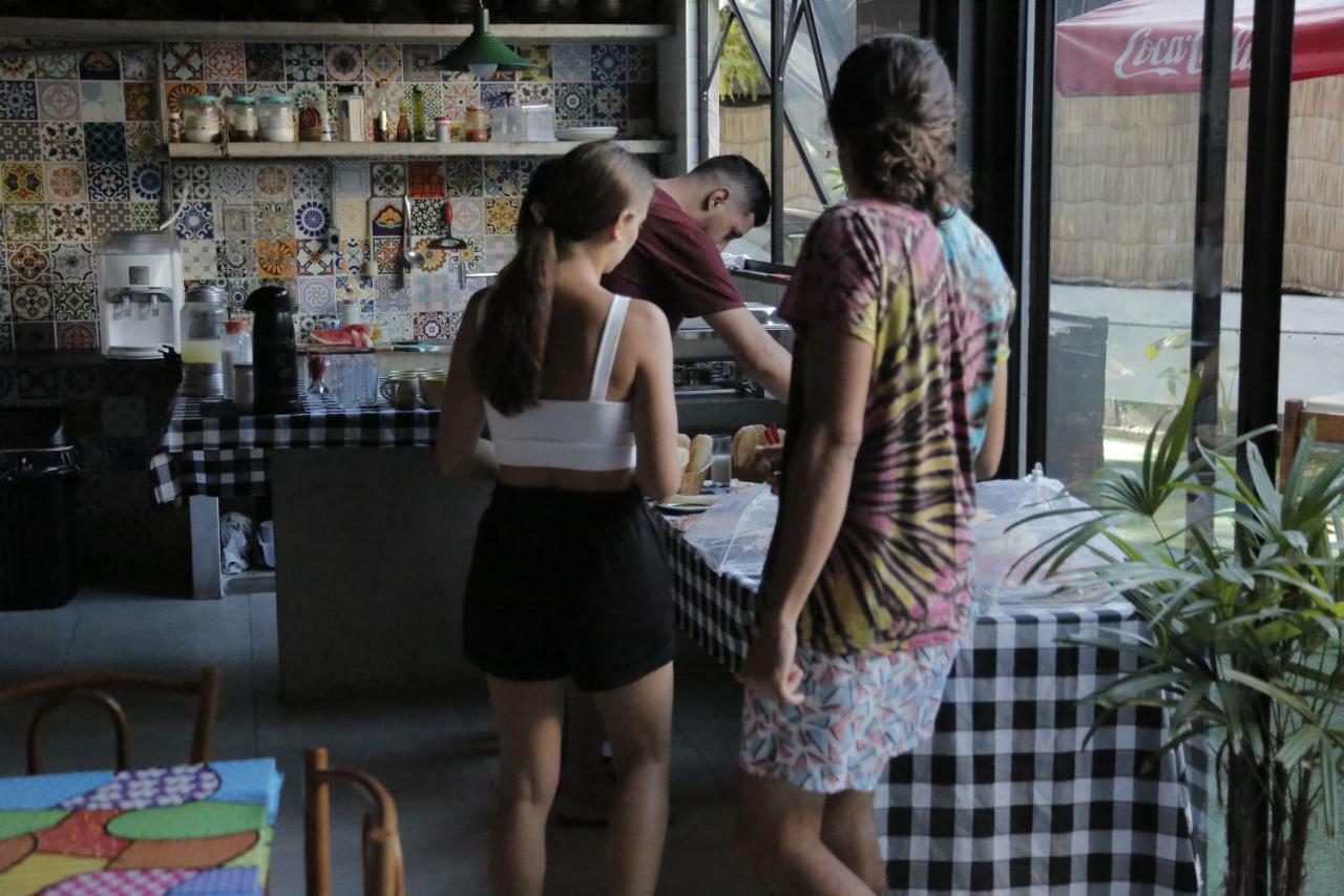 Acomodação com café da manhã  Leme - Copacabana Rio de Janeiro