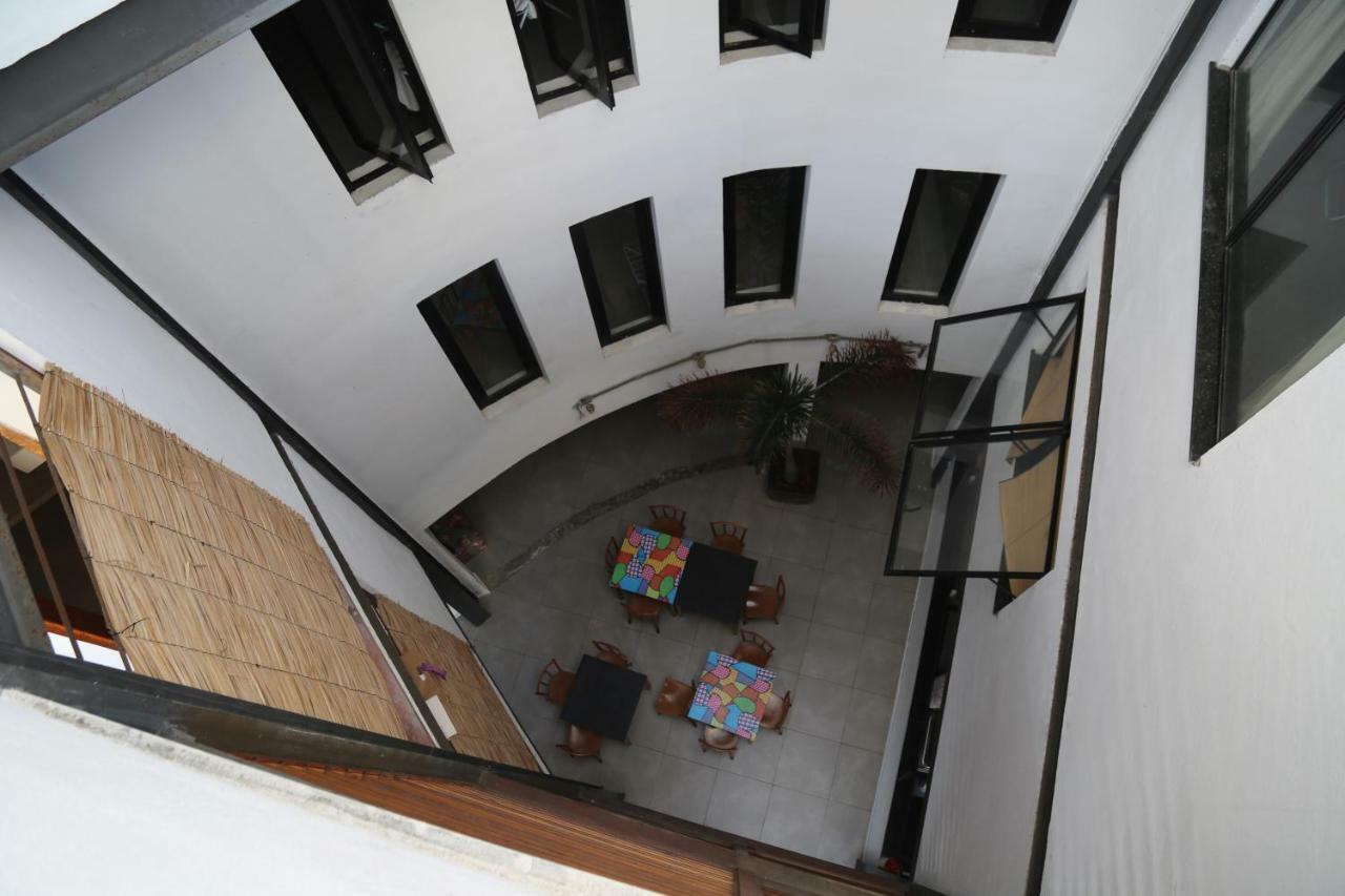 Leme - Copacabana Acomodação com café da manhã  *